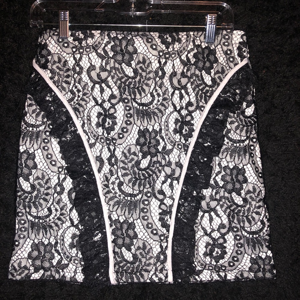 Black and White Lace Skirt!